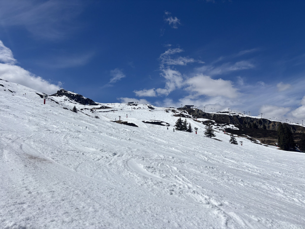 Blick zurück zum Valiserabahn Berg Terminal