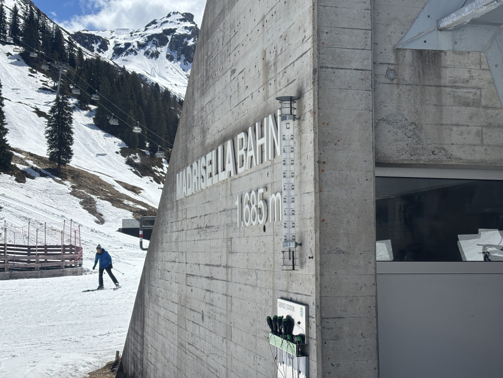 17 grad im Schatten auf 1685. Mahlzeit.