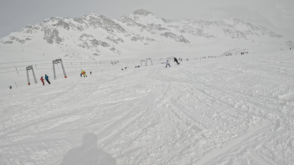 Blue 7 away, in a little bit better weather