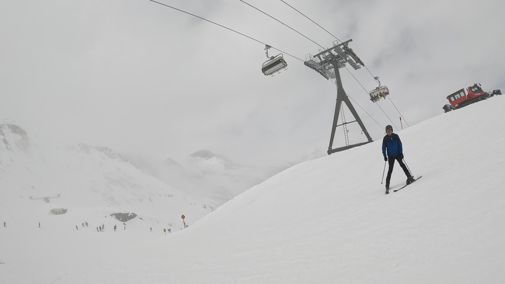 from Eisgrat to Gamsgarten on lower blue 1