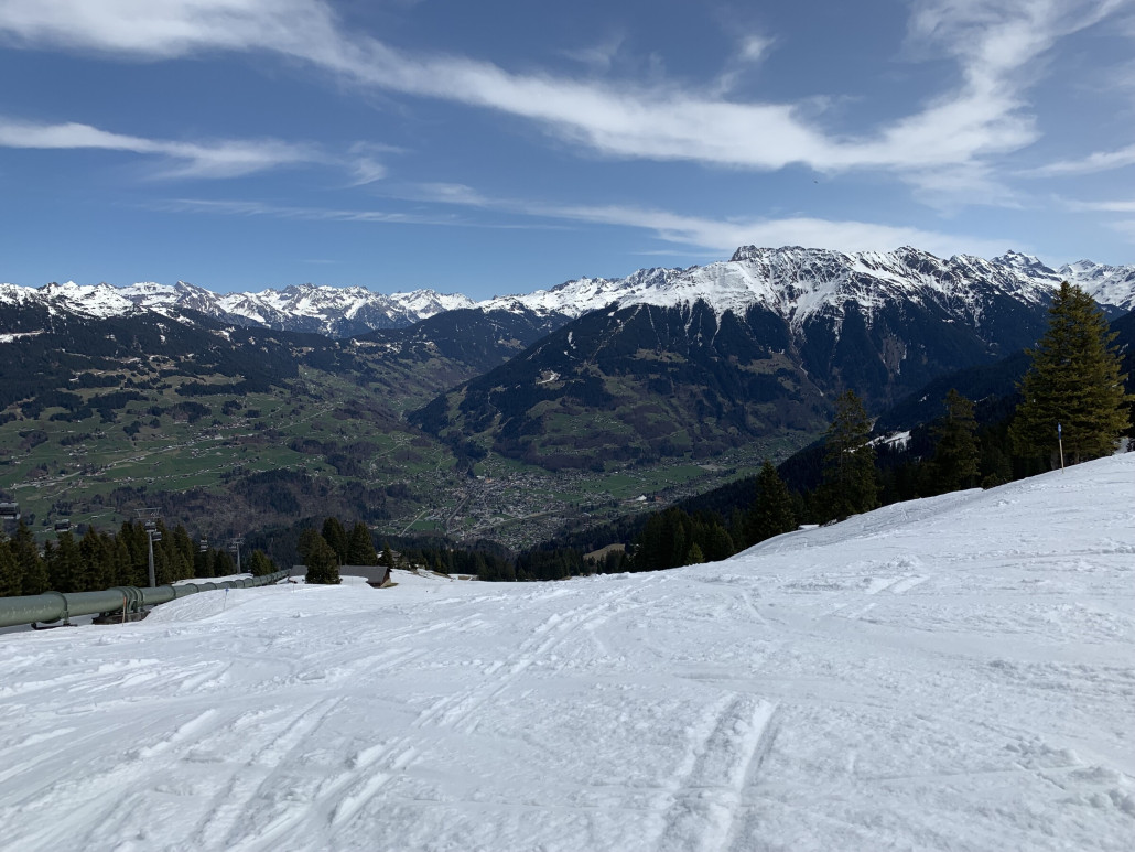 Blick übers Tal ans Hochjoch. Leider ja bereits Saisonschluss.