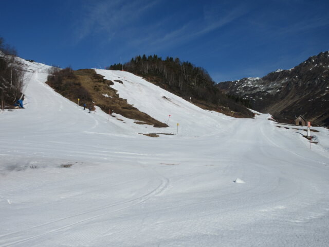 Alpkogelabfahrt (links), Alpabfahrt (Mitte) und Familienabfahrt (rechts)