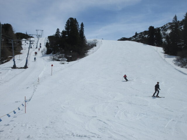 Kopsseeabfahrt, links daneben die 2-SL Kopssee