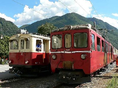 ABe 4/4 von 1933 zusammen mit der Bde 4/4