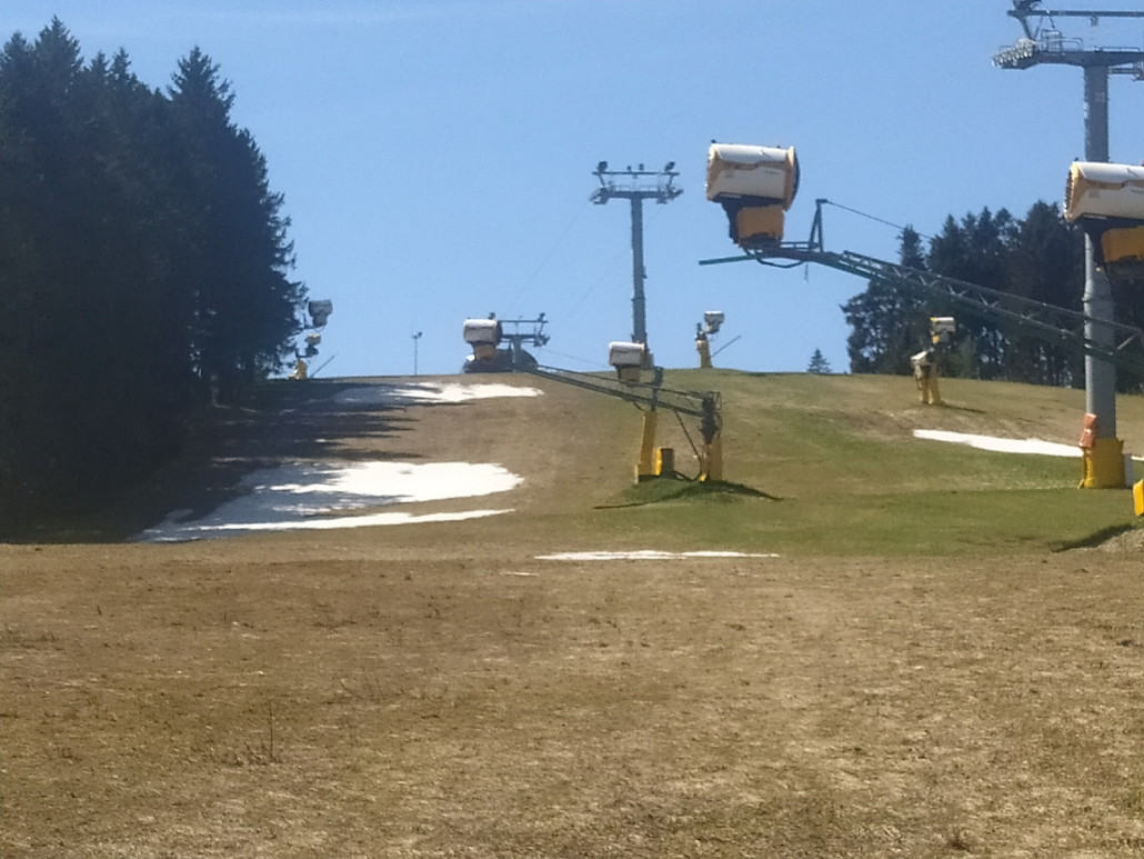 Weiter oben fast alles weggetaut.