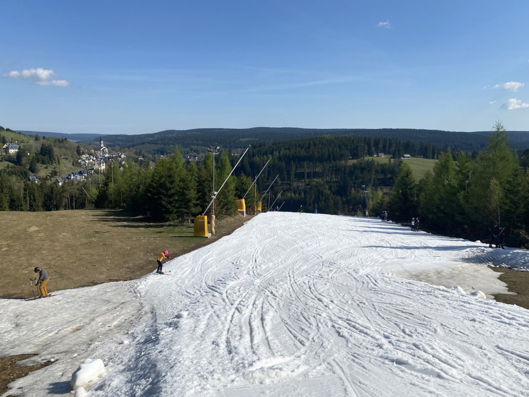 Links hinten Johanngeorgenstadt