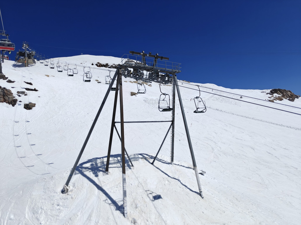 im Zoom - viel Eis gibts da nimmer...