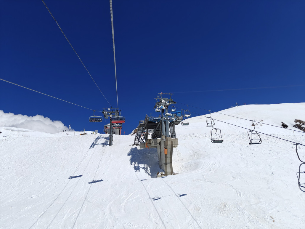 auch die Bergstationsrampe der DSB hängt komplett in der Luft