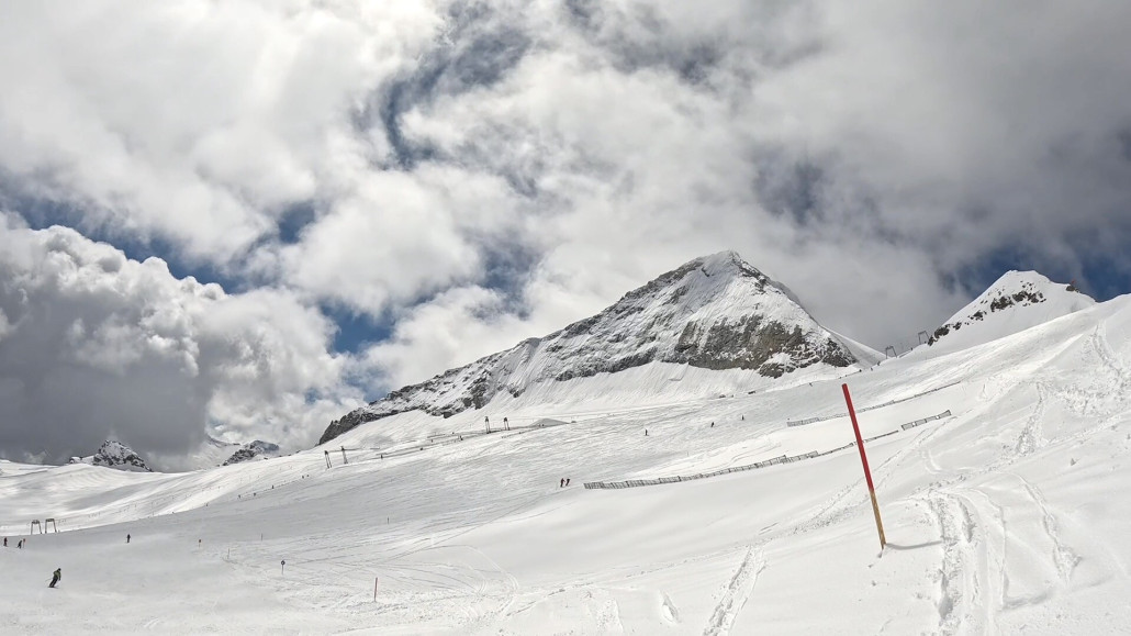 Olperer view from red 11a slope