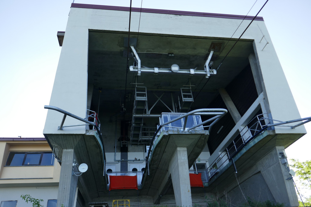 Einfahrtsbereich Bergstation