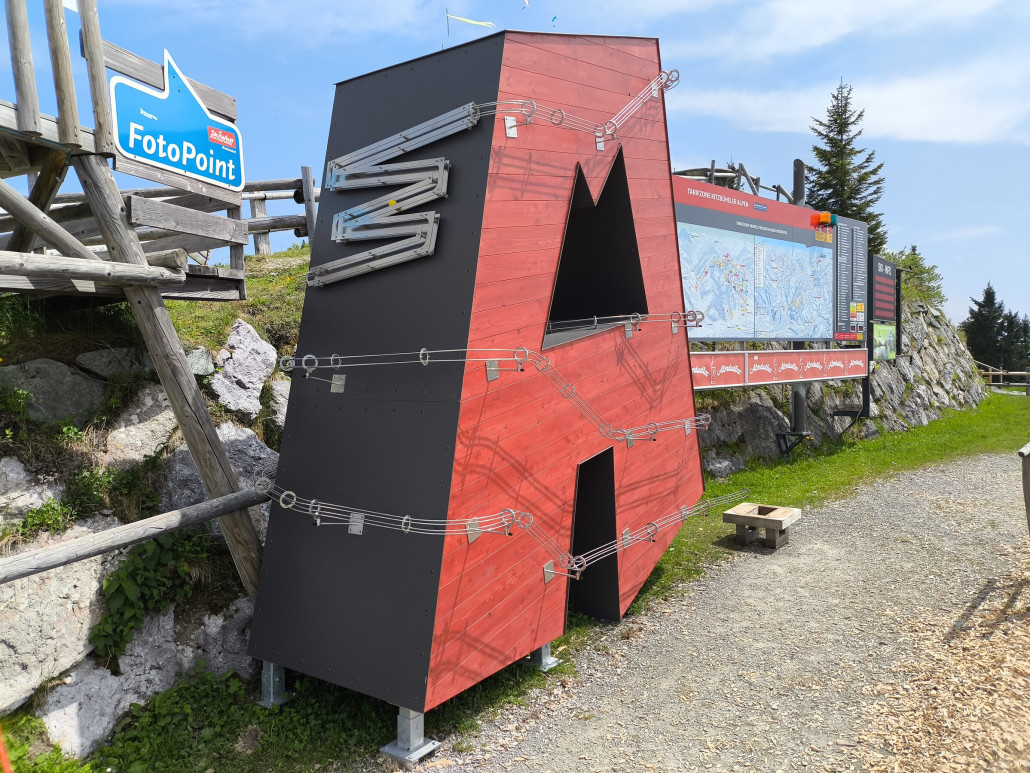 Neues Kugelbahnelement