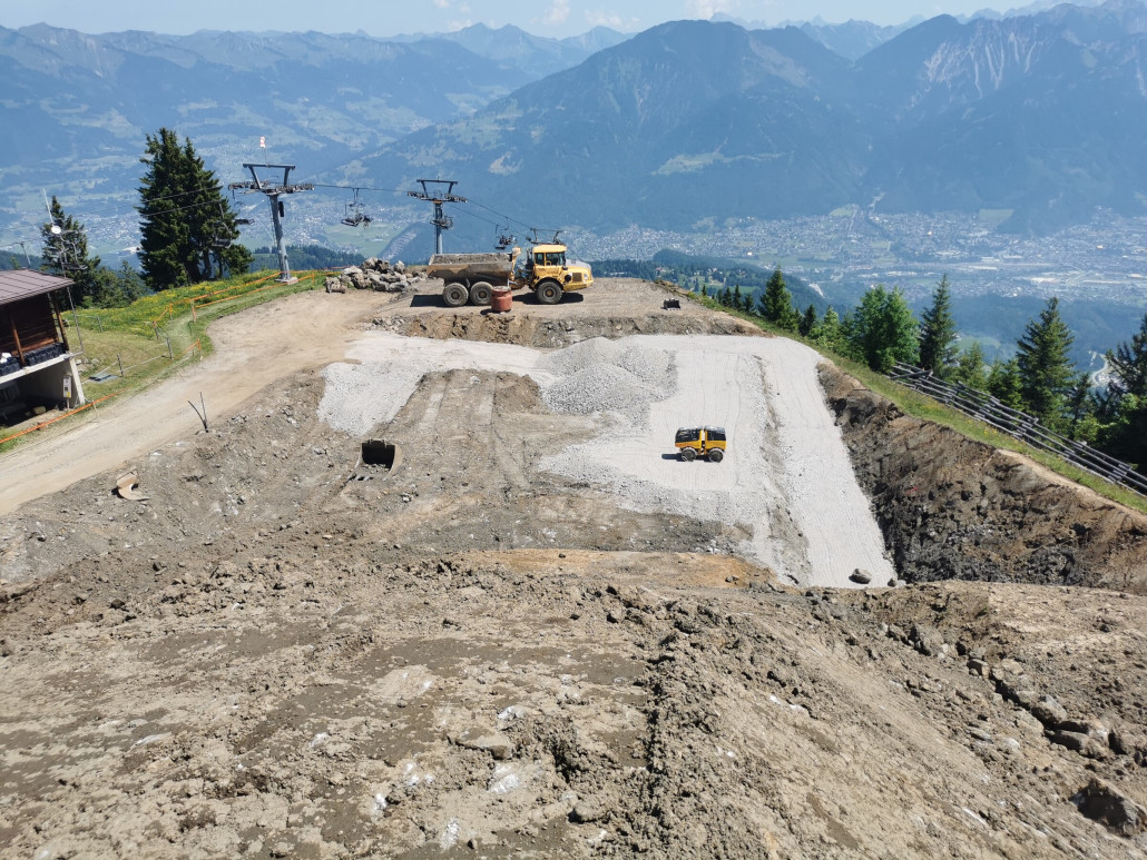 Dafür, dass man erst 4 Werktage hier oben arbeiten darf, ist schon recht viel passiert.