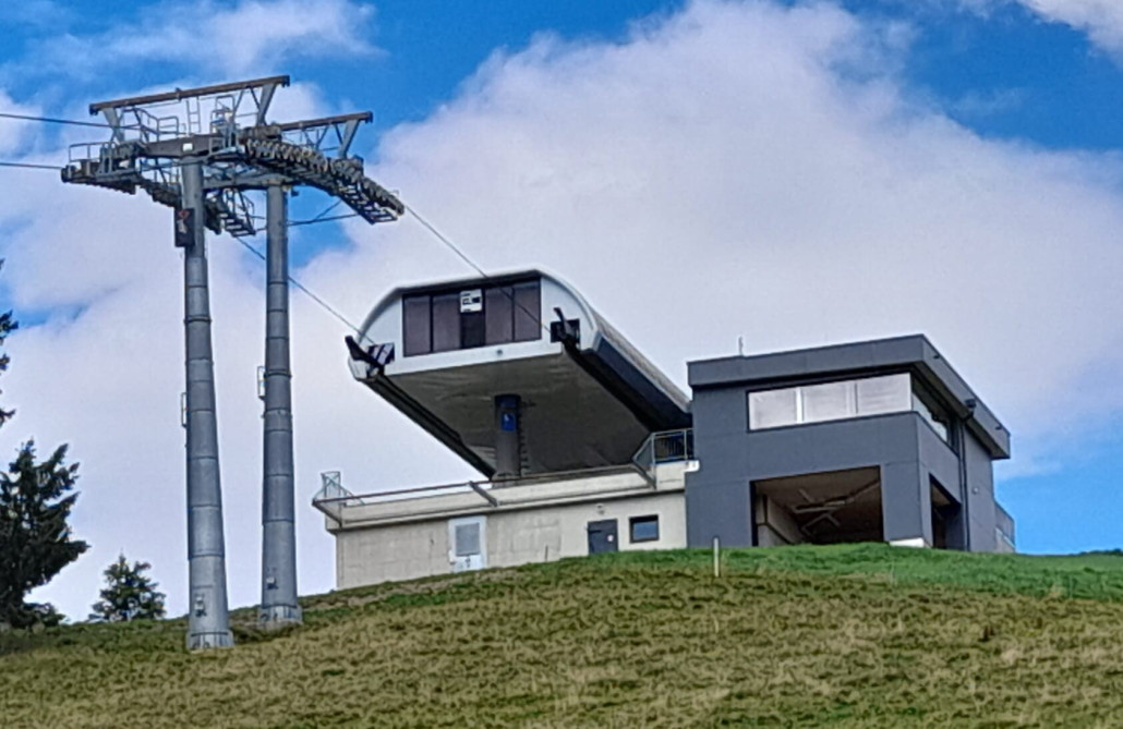 Zubau für WC-Anlage Filzbodenbahn