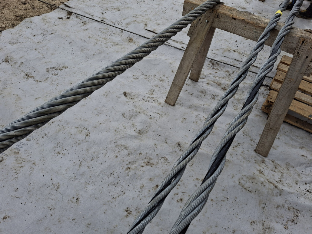 Einzelne Litzen wurden getrennt.