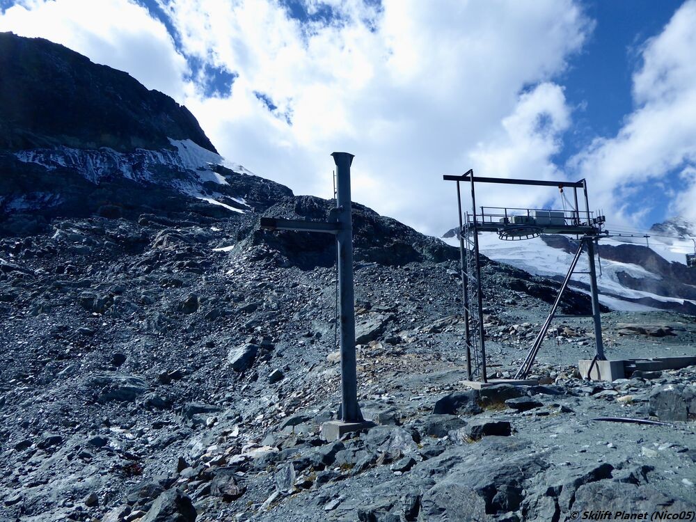 Talstation ehemalige SLE Kamel und Bergstation SLE Egginerjoch