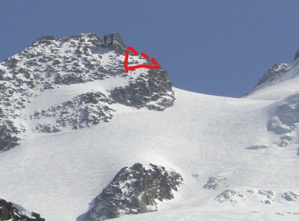 Standort neue 3-S Bergstation. Da hat man massiv den Berg abgebaut.