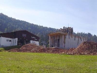 die bergstation von unten gesehen
