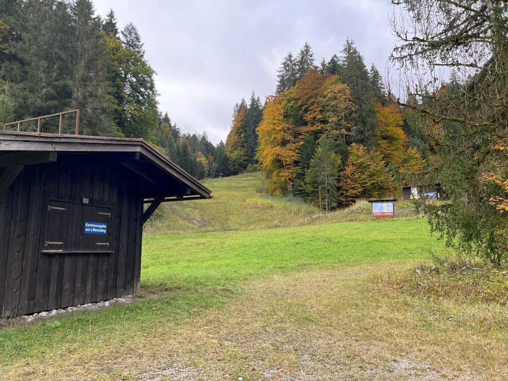 Ehemaliger Talstationsbereich Höllwieslift