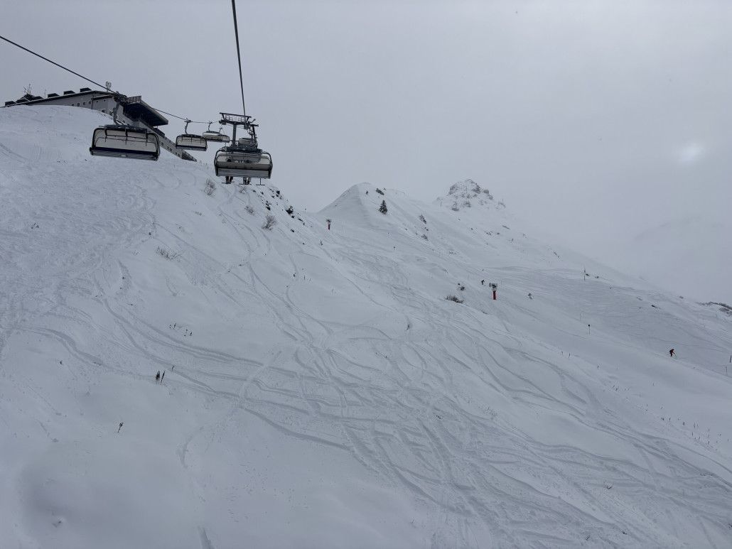 Die 55 ist schon geöffnet - sonst auf diesem Hang nur die 50 auf