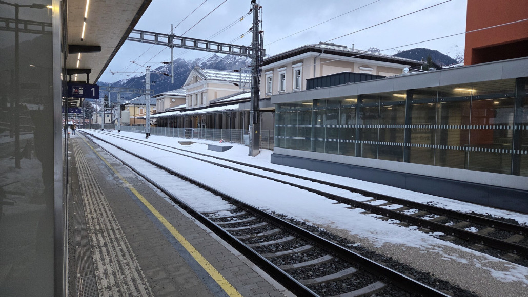 Das alte Gleis 1 ist jetzt offenbar nur noch für Durchfahrten gedacht.