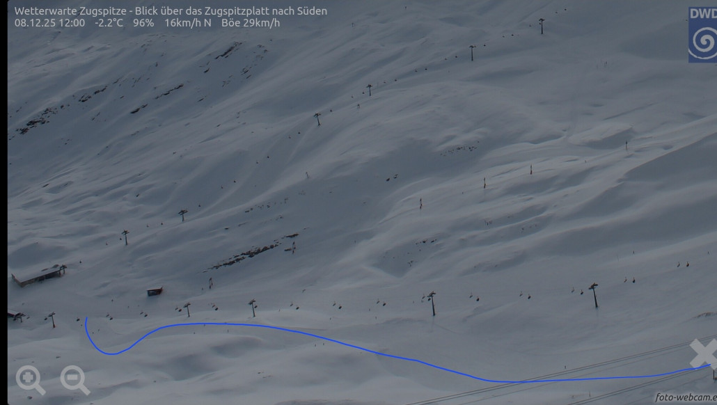 Screenshot_20251208_215355_Samsung Internet.jpg