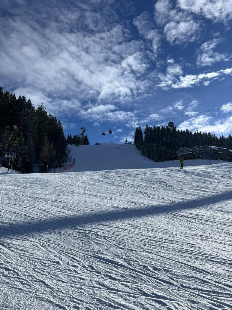 Überspannung Schlusshang Familienabfahrt