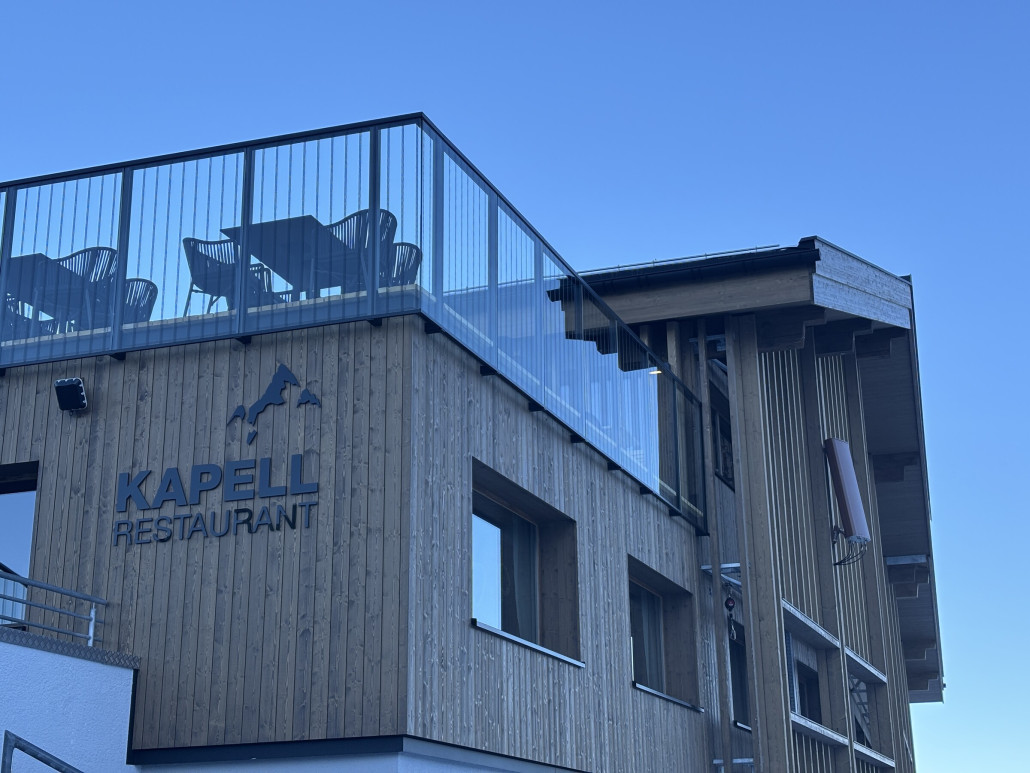 Kapellrestaurant mit neuem Schriftzug