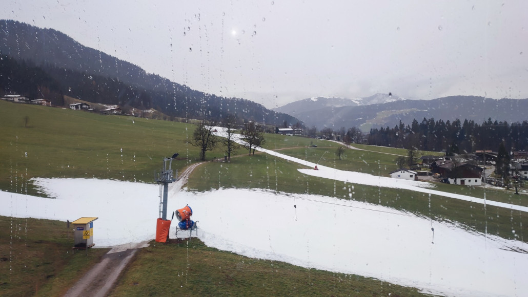 Itter, Talabfahrt hat große Schläge. War froh, dass ich durchsurfen konnte.