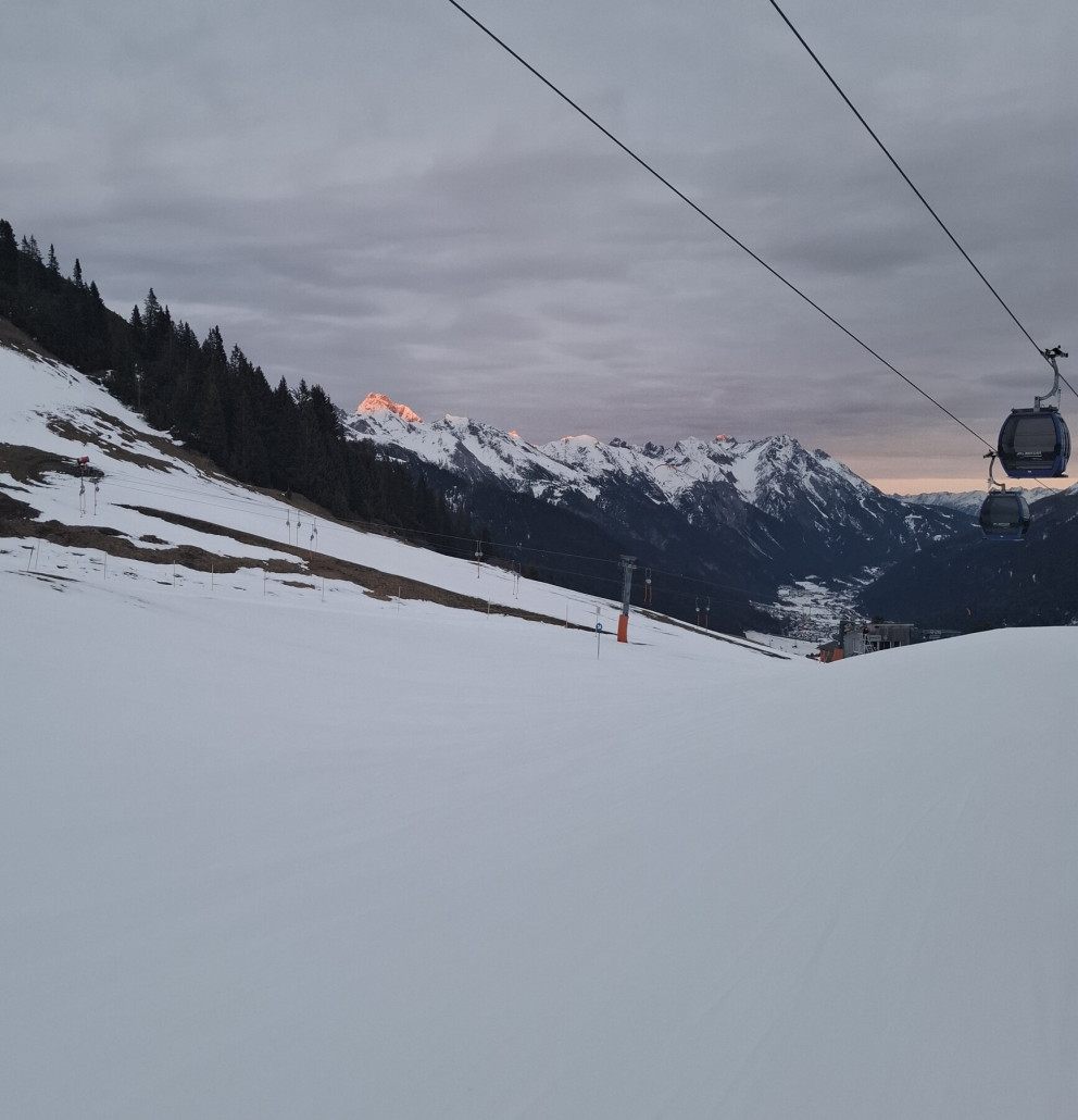 ^ Ein klein wenig Rosengarten
