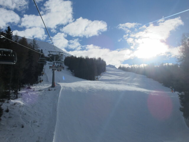 6-CLD Gaisloch, darunter die Gaislochabfahrt (links) und die Piengabfahrt (rechts)