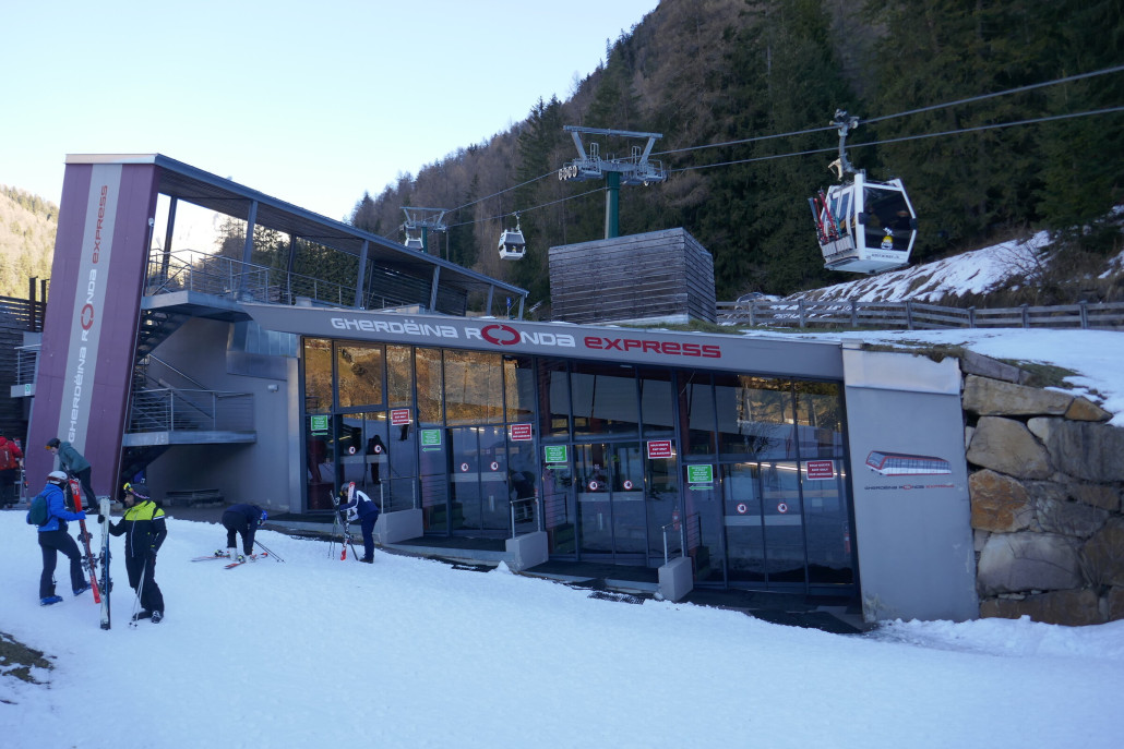 U-Bahn. Schon eine coole Lösung. Gibt es ähnlich nur noch in Serfaus.