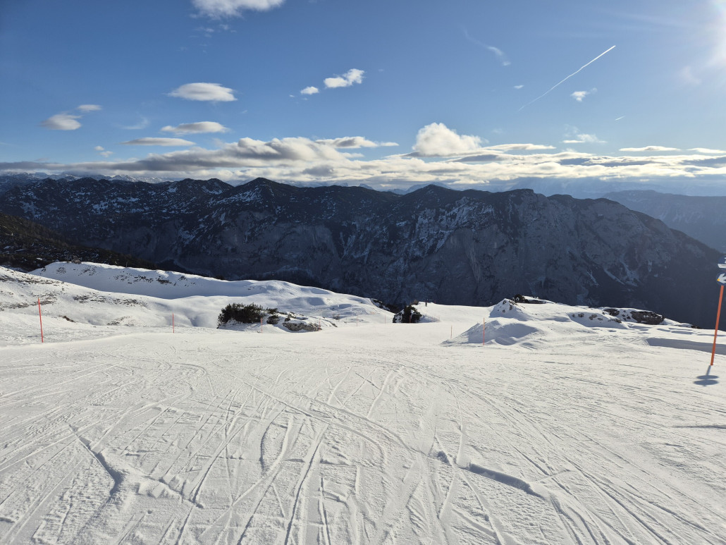 Schafkirche sieht von oben nach Winter aus