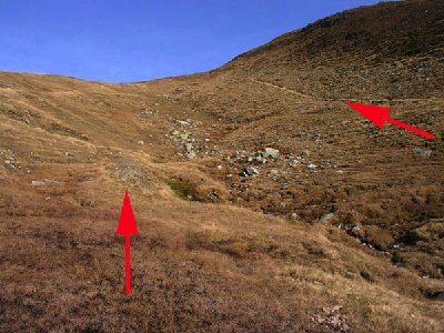 Oberer Teil, im &amp;quot;Täli&amp;quot; - links die Trasse des alten Liftes von 1959, rechts die Strecke des &amp;quot;neuen&amp;quot; Liftes, der 1987 abgerissen wurde.