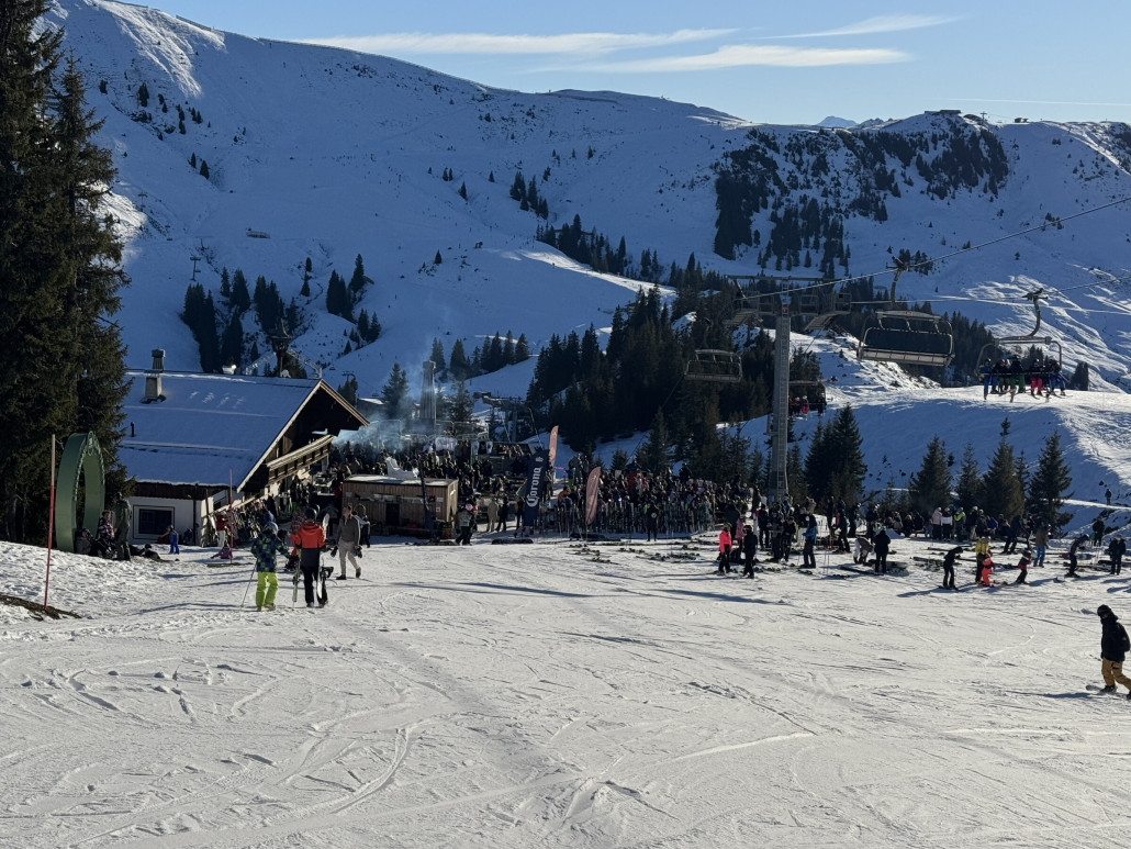 Beschallung (House) auf der Sonnenrast, gibt’s gefühlt seit 2-3 Jahren