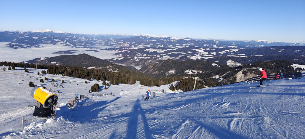 Die frisch geöffneten Steinschneiderabfahrt - leider halt sehr kurz und der drunter liegende Übungshang halt sehr flach..