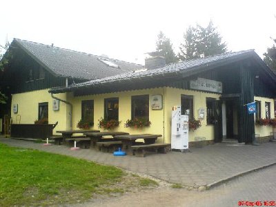 die Märchenwiesenhütte mit ihren märchenhaft billigen Preisen wurde auch neugestrichen!!