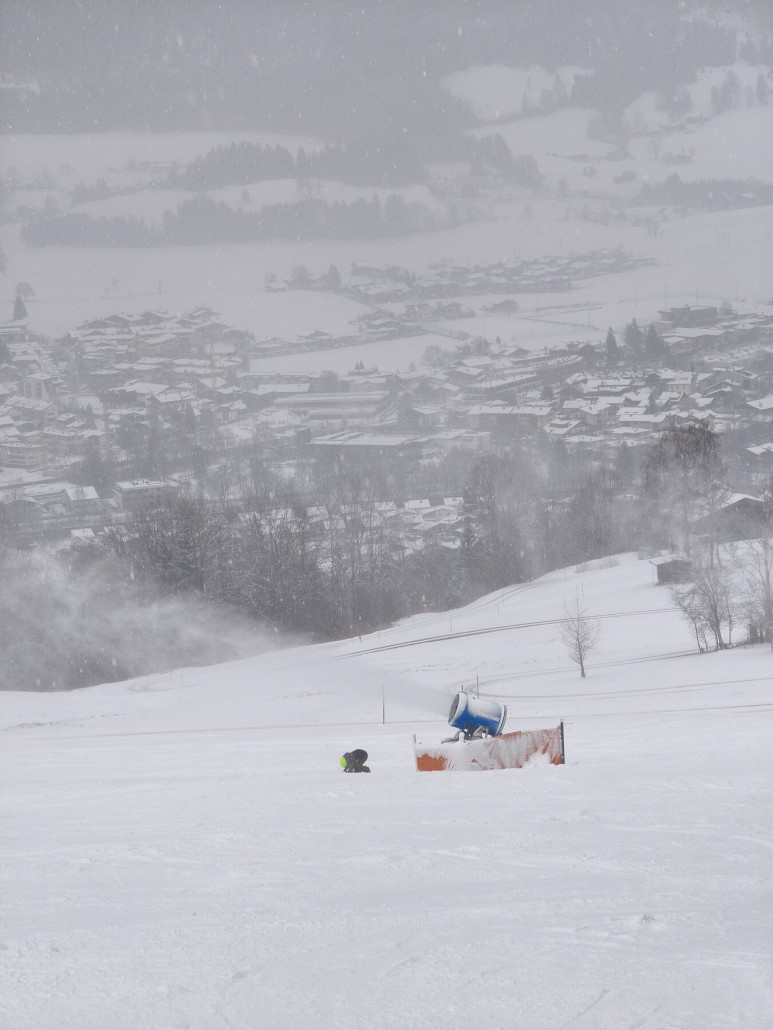 Auch am Harschbichl wird beschneit.