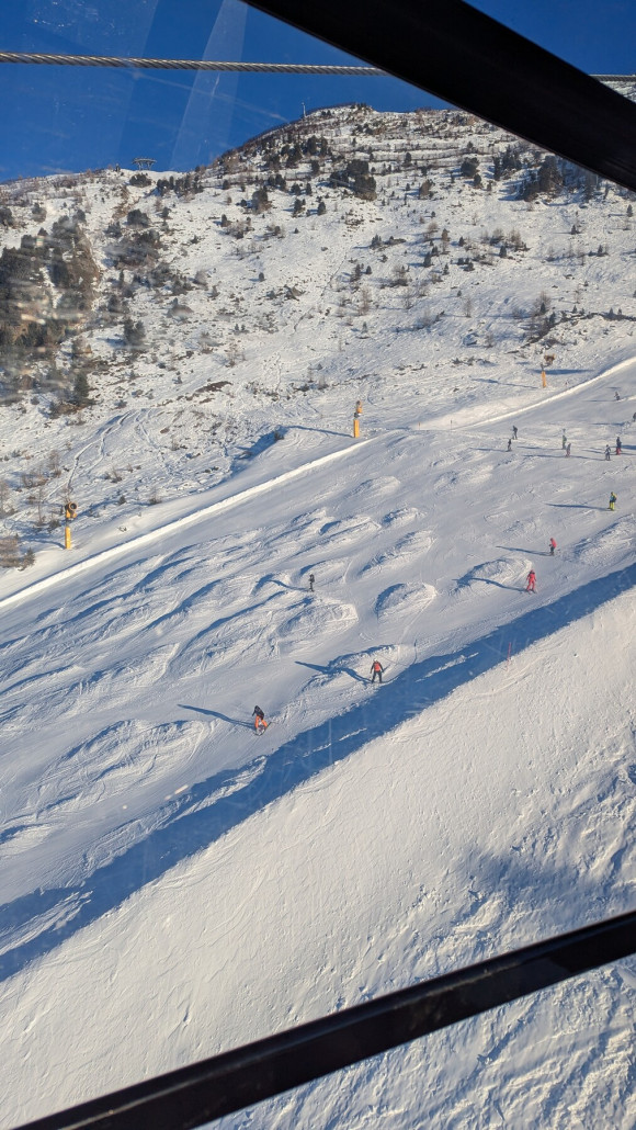 Ha! Da musste ich lange suchen! Talabfahrt um 15.30 Uhr