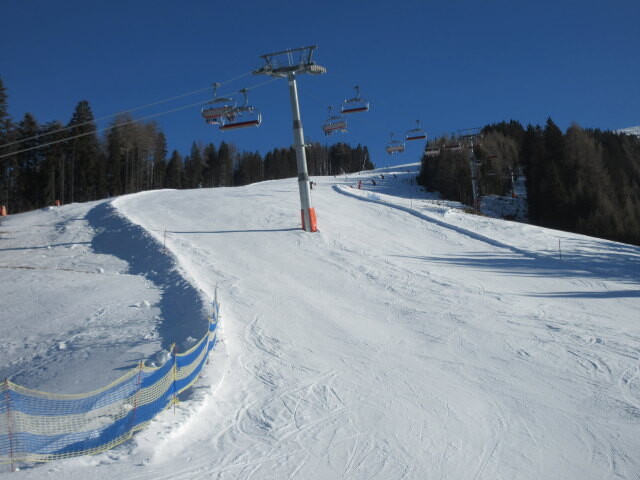 Mostweg, darüber der 6-CLD Bärnbiss
