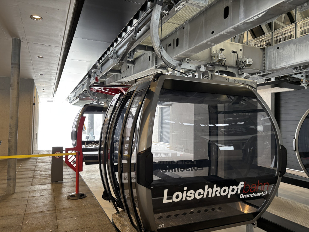 Da ist sie nun. Auch hier - klares design. Gefällt mir.