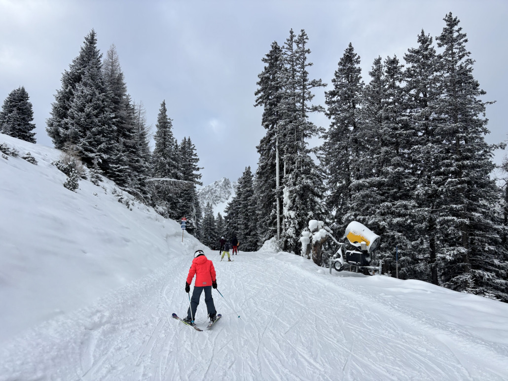 Ok. Das oberste Stück ist bisschen doof - früher konnte man Schwung mitnehmen vom Sessel, aber auch so gehts dank leichtem Gefälle recht gut.