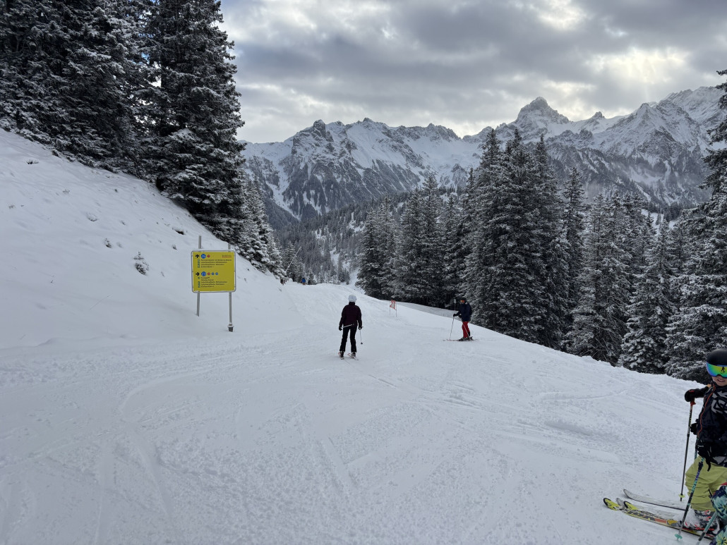 Hier geht’s eigentlich rechts. Aber heute leider net…