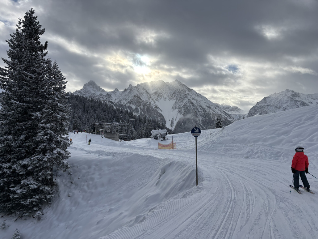 Und schon kommt die Panoramabahn in den Blick