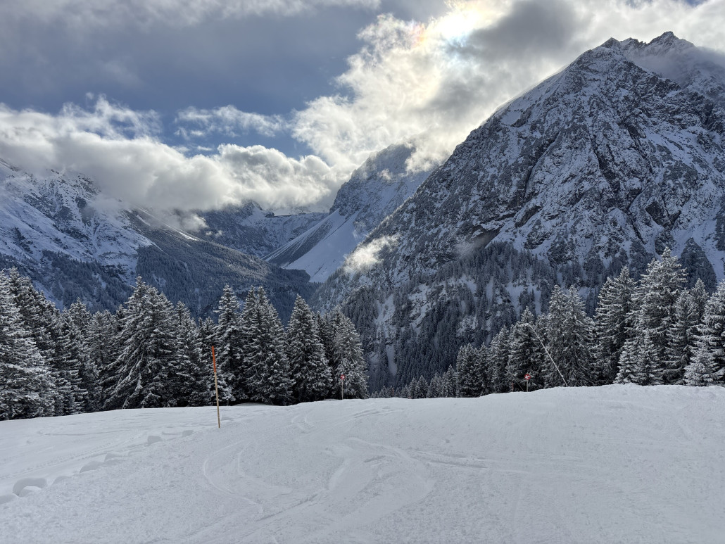 Vorher nochma Wolkenspiele mit Blick Richtung Lünersee