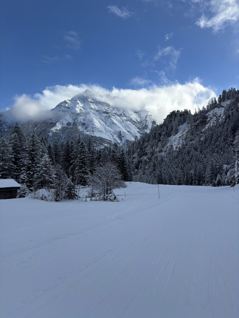 Dann Blick Richtung Tal. Wow. Heißt nicht umsonst „Klein Canada“ hier hinten…