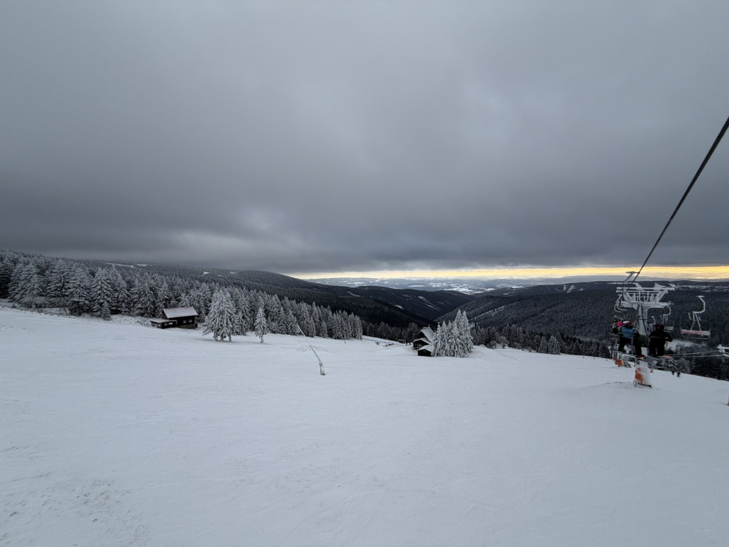 Außer der Moser ist noch nichts los, keine Beschneiung für den Funpark