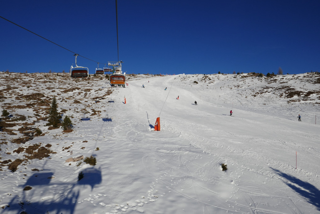Weiter oben in der KSB mit der tollen Piste, die eher blau als rot ist, aber sehr gut zum schnellen Fahren einlädt.