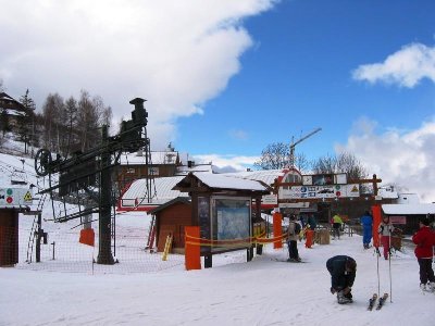 Talstation 4-KSB Montalbert. Seit diesem Jahr (6-KSB La Roche) nicht mehr die einzigste KSB in diesem Bereich