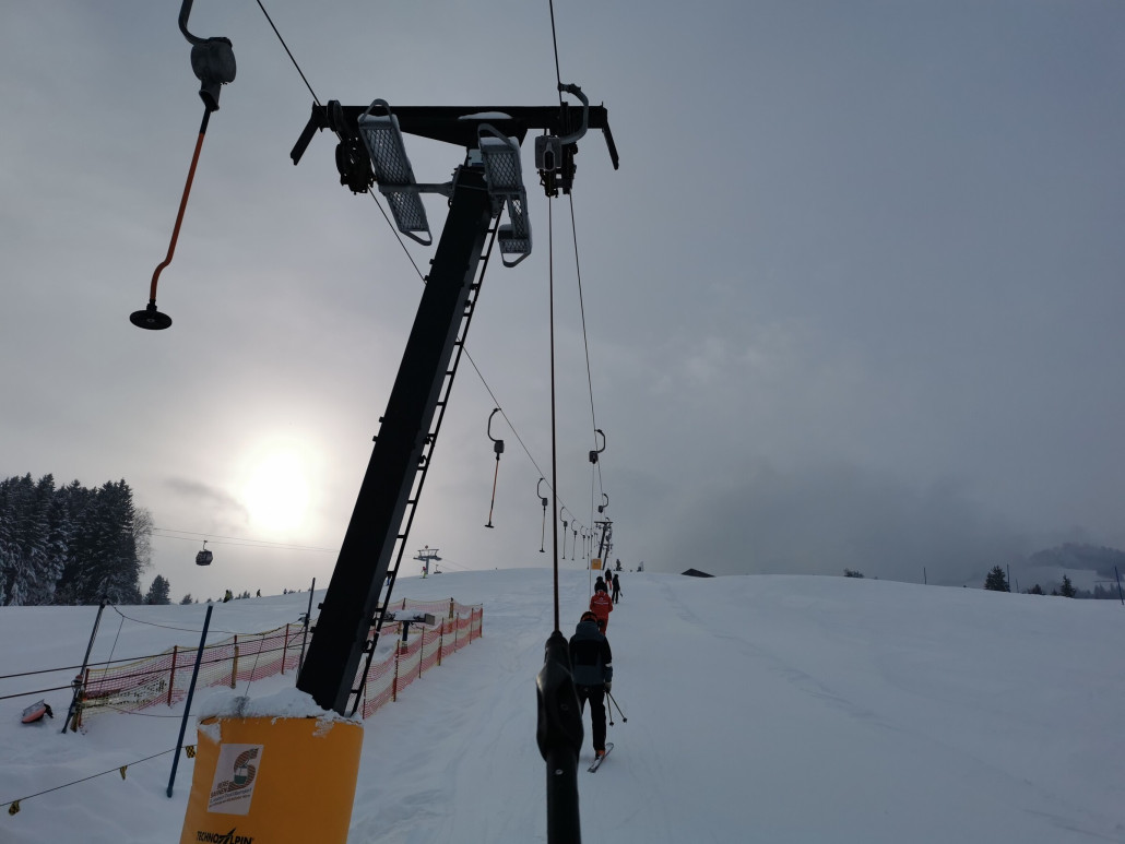 3. Tannlift. Bei meinem letzten Besuch hier hatte der noch Kurzbügel. Lang ists her.