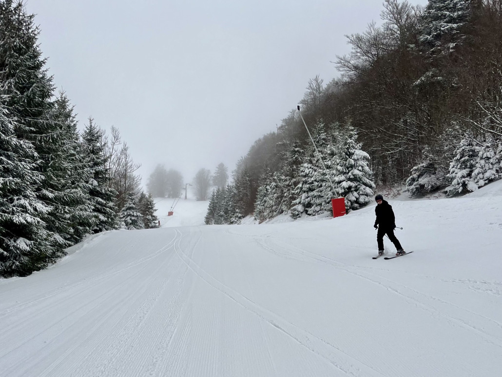 Abfahrt TREMPLIN 1 (im Schneeregen)